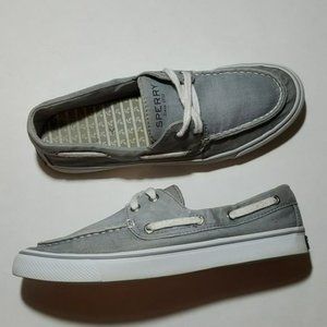 SPERRY LOWTOPS, WOMANS SIZE 7M GRAY DENIM GUC